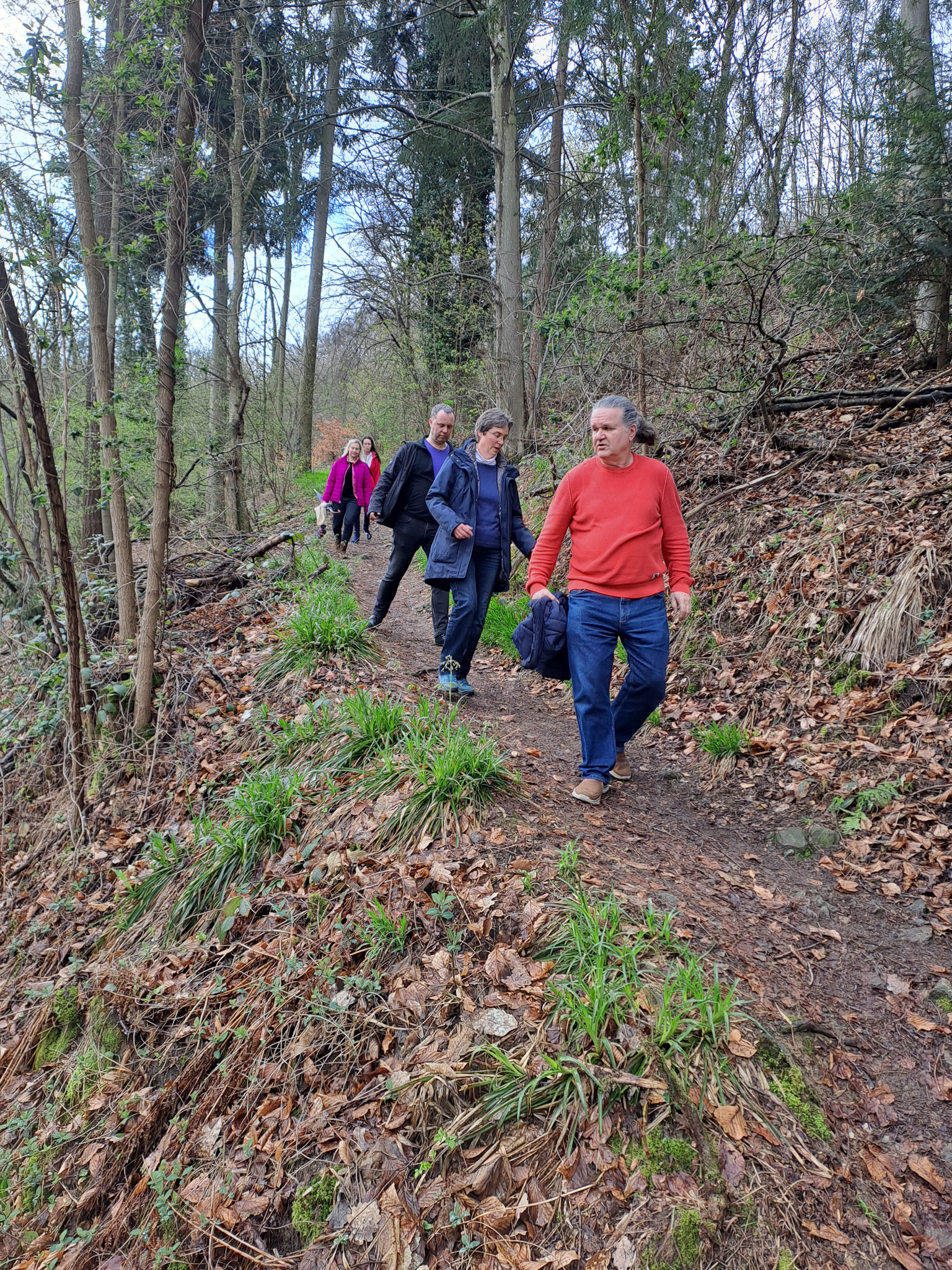 20230402102847 102846